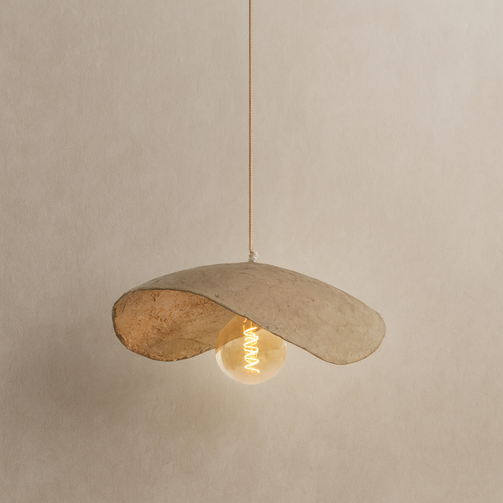 suspension courbe taupe et or pm