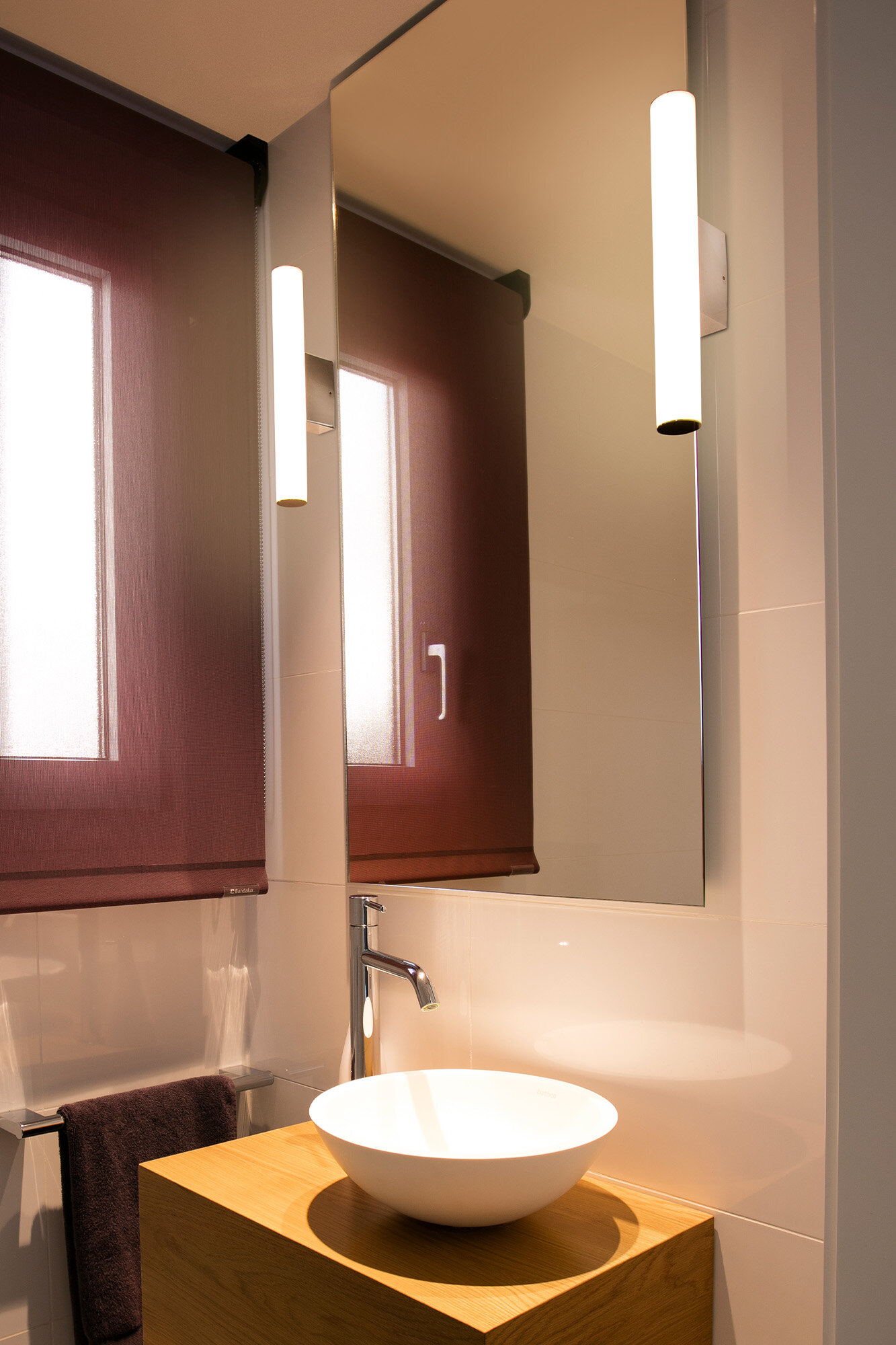 APPLIQUE LINE INOX MISE EN SCENE