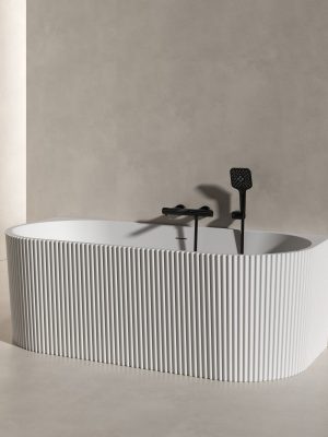Baignoire semi ilot Stripe
